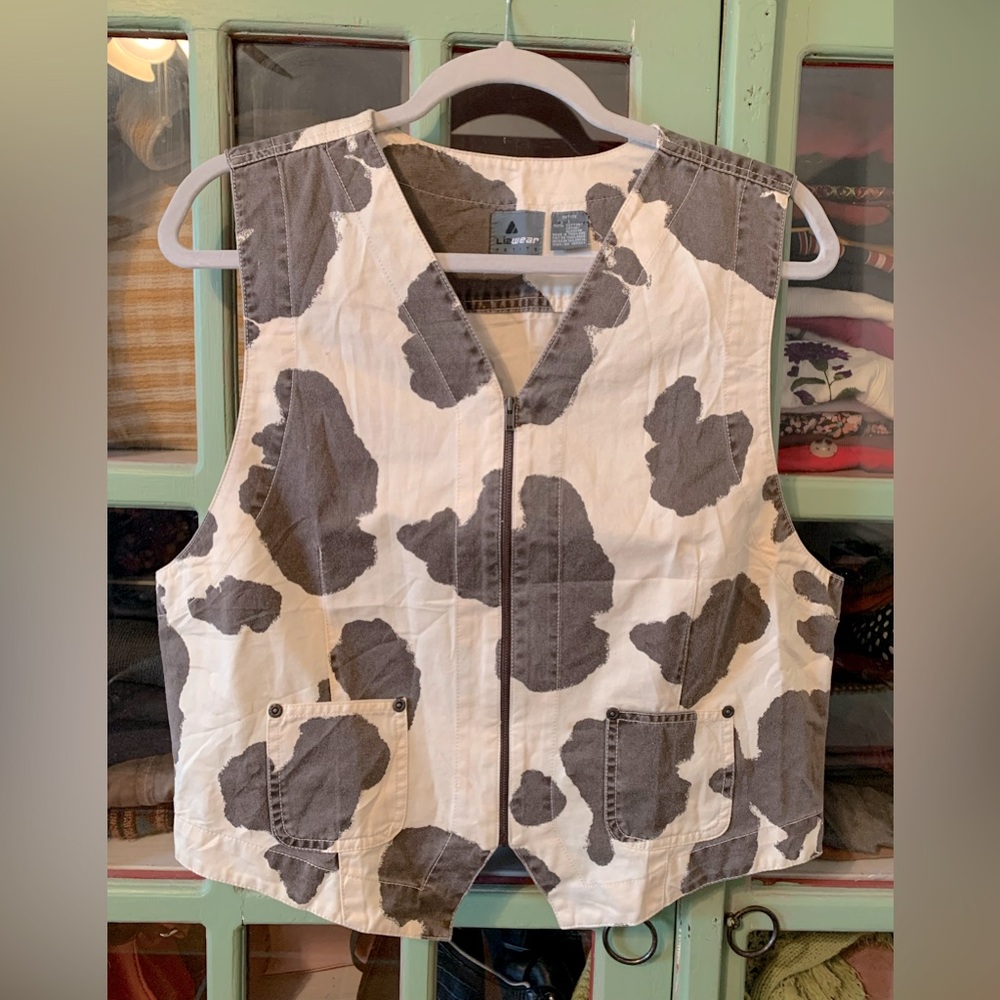 Liz wear cow print vest size petite L